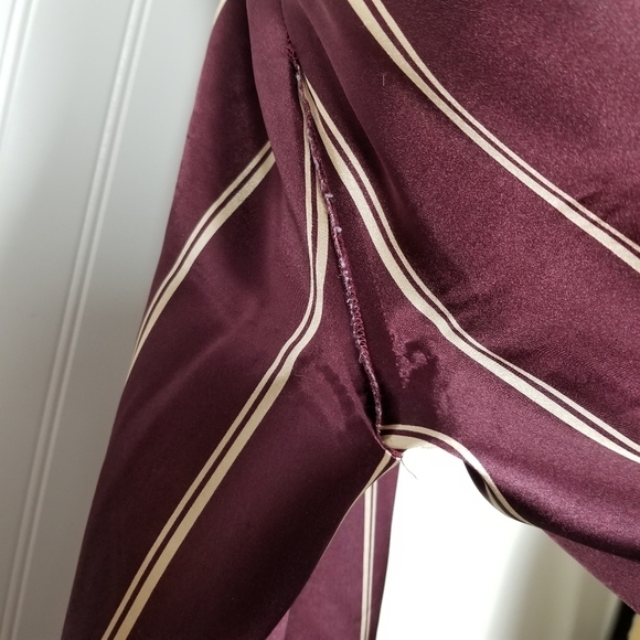 Victorias Secret Pajamas  Robe 3 Piece Set Size L/M Maxi Length Maroon & Gold - Picture 10 of 16